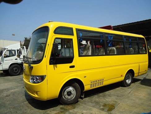 MINIBUS 6.7 MT