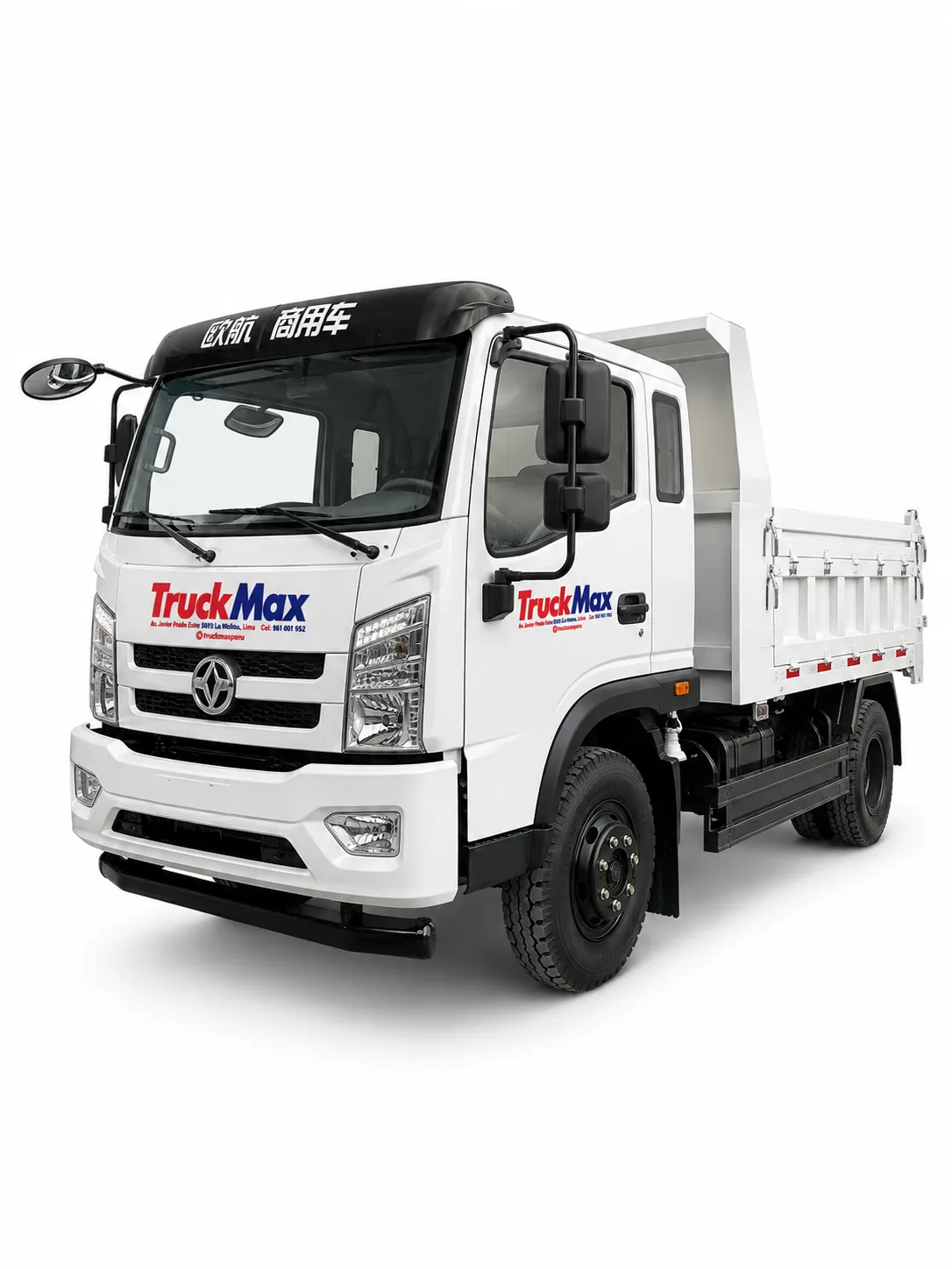Volquete F2 Plus de TruckMax, vista frontal 3/4, sobre fondo blanco
